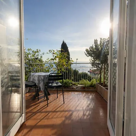Sea View - Terrazza Privata & Wifi 산레모