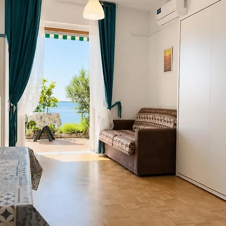 Sea View - Terrazza Privata & Wifi 아파트